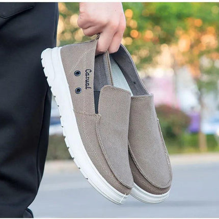 Casual canvas shoes