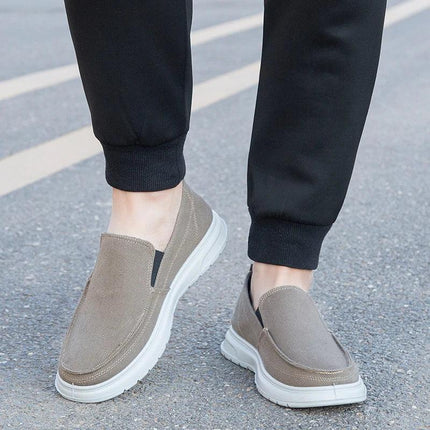 Casual canvas shoes