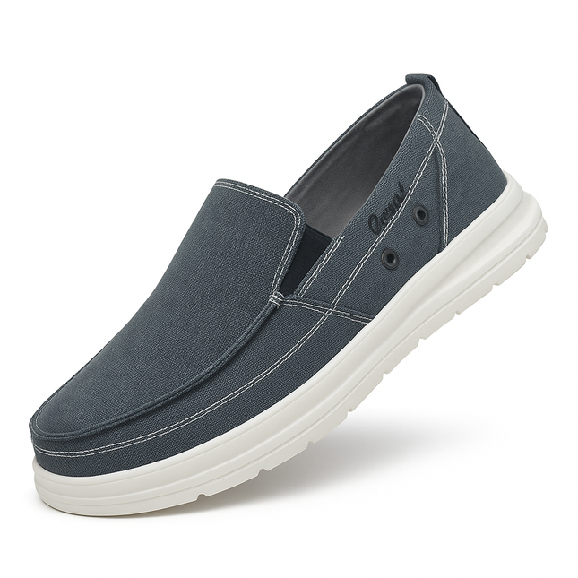 Casual canvas shoes
