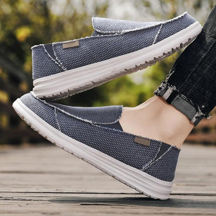 Breathable casual canvas shoes